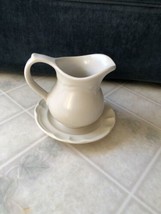 Pfaltzgraff Solid Ivory Small Gravy Creamer Pitcher with Plate Farmhouse - £17.40 GBP