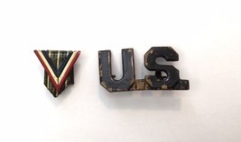 Vintage United States Military Pin &amp; Clip Lot Estate Finds - £5.59 GBP