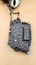 09-16 BMW F01 F02 F10 750li Soft Close Auto Door Latch Front Passenger Right RH image 3
