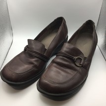 Vtg Womens Clarks Brown Loafers Decorative Buckle Formal Office Church Size 7M - £15.97 GBP