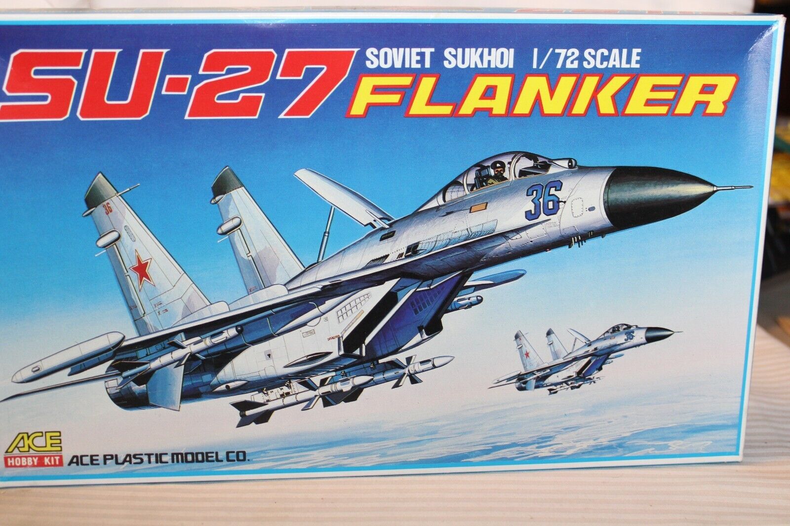 1/72 Scale ACE Models, SU-27 Soviet Sokhoi Jet Airplane Model Kit #200 Open Box - $63.00