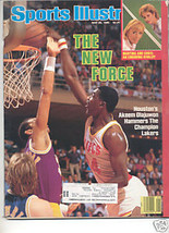 * 1986 SPORTS ILLUSTRATED HOUSTON AKEEM OLAJUWON - $9.74