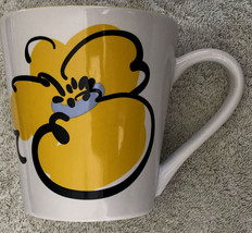 Kris Ruff yellow floral mug - $266.09 MXN