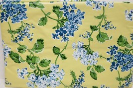 Vinyl Flannel Back Tablecloth,52x70&quot;Oblong(4-6 people) FLOWERS ON YELLOW... - $16.82