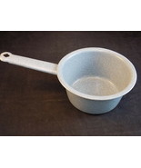 Vintage ENAMEL ON STEEL POT 1 Quart ENAMELWARE CAMP Cooking Pot - $225.52 MXN