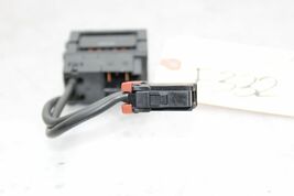 04-08 MAZDA RX8 MANUAL TRANSMISSION Power Steering Noise Filter Module F332 image 3