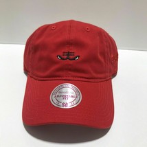Chicago Bulls Red Mitchell &amp; Ness SOFT/DAD Hat New &amp; Officially Licensed - £17.74 GBP
