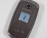 Samsung SPH-M300 Silver/Black Sprint Flip Phone - £14.50 GBP