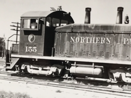 Northern Pacific Railway Railroad NP #155 SW-1200 Electromotive B&amp;W Photograph - £7.41 GBP