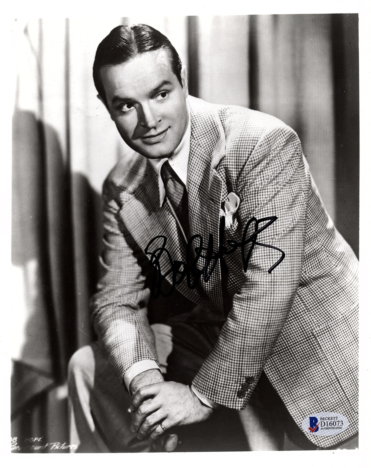 Primary image for BOB HOPE Autographed Hand SIGNED 8x10 PHOTO BECKETT CERTIFIED AUTHENTIC D16073