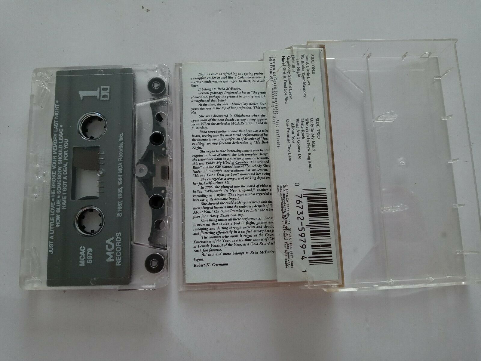 Reba McEntire's Greatest Hits (Cassette 1987, MCA Records) Item image 4