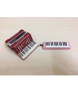 Dollhouse Miniature Red Accordion, Pink Melodian. Vintage Music THEME. V... - $280.99 MXN