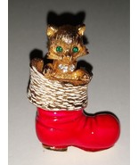 MYLU© Cat in Santa&#39;s Boot Brooch Vintage - £12.58 GBP
