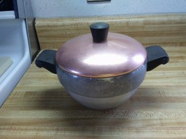 Vintage old pot and lid - $18.99