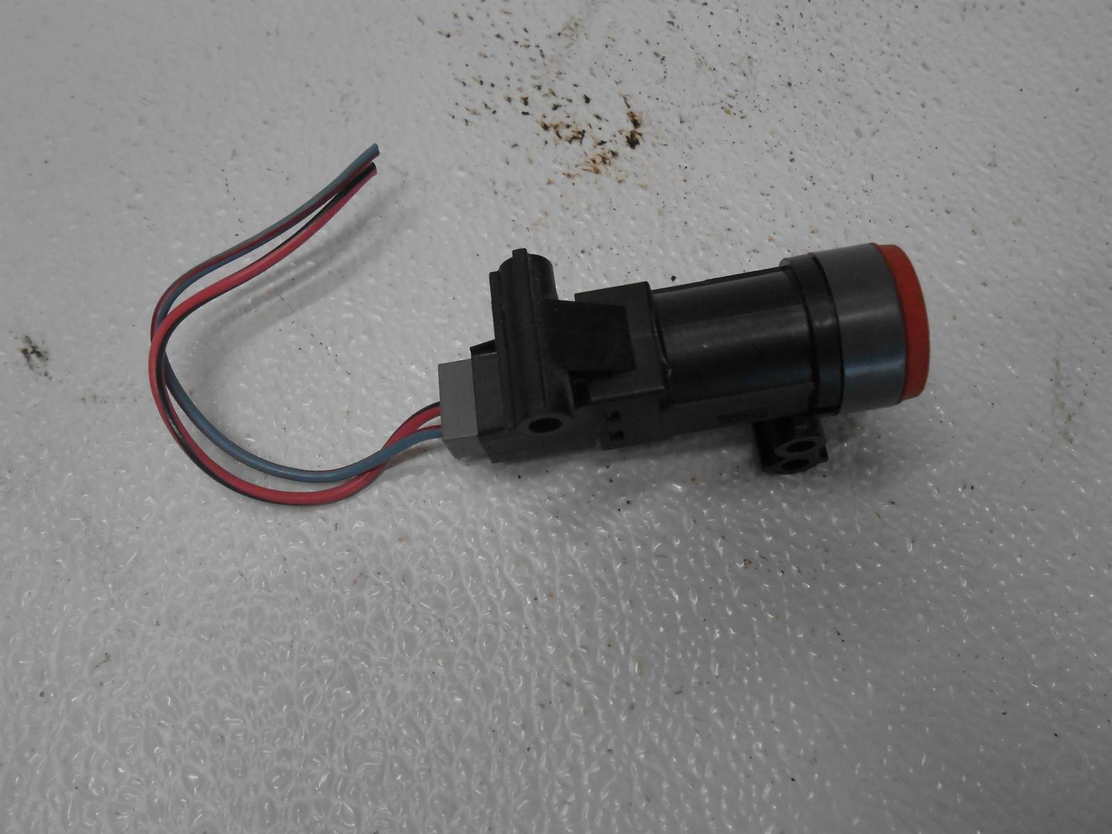 2008-12 ford escape Fuel Pump Shut Off Switch - $28.97