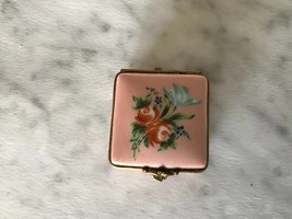 Vintage Neusteterz Pink Floral Porcelain Trinket Box Hand Painted (France) - $29.99