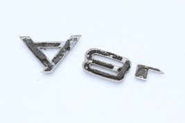AUDI A8L EMBLEM BADGE LETTERING Q7517 image 9
