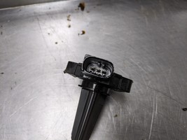 Low Oil Sending Unit For 10-13 Land Rover LR4  5.0 8W936C624BG LR4 - $742.39 MXN