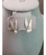 Vintage 1960s Faux Pearl Sterling Silver Screw-Back Earrings 2 Leaves - £12.75 GBP