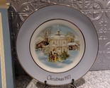Carollers in the Snow Christmas 1977 Avon Plate by Enoch Wedgwood w/ Box - £14.41 GBP