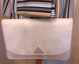 Vintage LIZ CLAIBORNE Beige Flapover Signature Clutch Crossbody Bag - $35.00