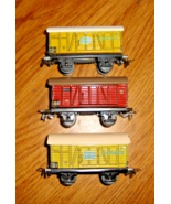 MARKLIN HO TIN PLATE BOX CARS 1940&#39;S LOT OF 3-381 &amp; 382 X 2 EXCELLENT CO... - $1,680.67 MXN
