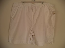 Women&#39;s White CC Hughes Sheeting Short. 3X. 60% Cotton/ 40% Polyester. - £9.74 GBP