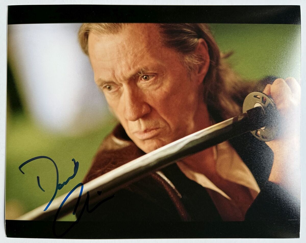 David Carradine (d. 2009) Signed Autographed "Kung Fu" Glossy 8x10 Photo - $99.99