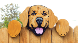 Golden Retriever Dog Fence Peeker Outdoor Yard Kennel Dog Park Decoration - £125.82 GBP