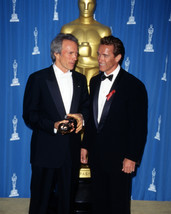 Clint Eastwood Holding Oscar Academy Award Arnold Schwarzenegger 8x10 Photo - £6.25 GBP