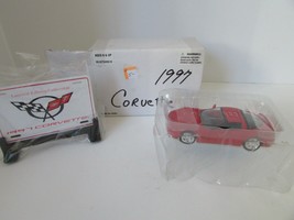 Road Champs Diecast 1997 Red Covette Ltd Ed 4"L Mint In Box W/SIGN Plate M12 - $3.62