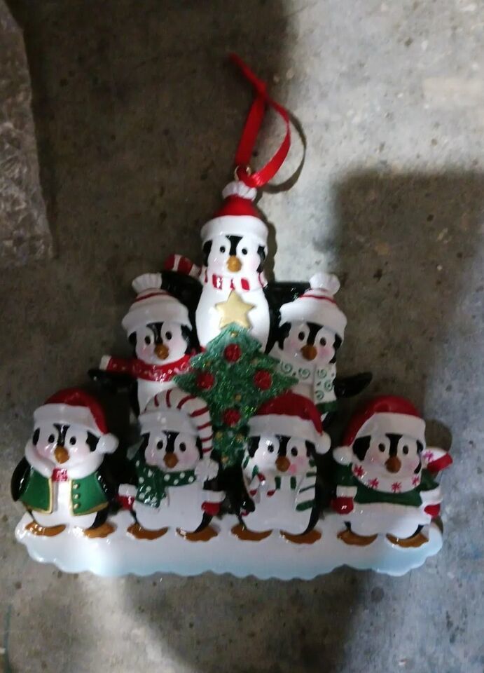 *New* Winter Penguin Family 7 Christmas Easy To Personalize  Ornament Polarx - $11.88