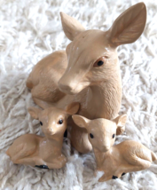 Mama Deer and 2 Baby Fawn Ceramic Glass Wildlife Figurines Lot Vintage Set - £10.20 GBP