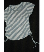 TOMMY HILFIGER GIRLS GRAY WHITE STRIPE TOP S/P - $16.39 CAD