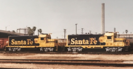 Atchison Topeka &amp; Santa Fe Railway Railroad ATSF #2298 #2269 Electromotive Photo - £7.58 GBP