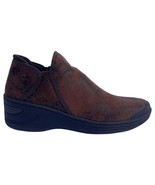 Bzees Boots Womens 9 Domino Bootie Chelsea Distressed Washable Zip Logo ... - $40.60 CAD
