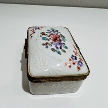 French Trinket Box Porcelain Floral Decoration Made In France with Lid Antique - £21.23 GBP