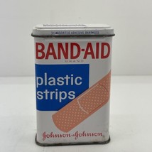 Vintage BAND-AID Plastic Strips Tin Container J&amp;J - £10.05 GBP