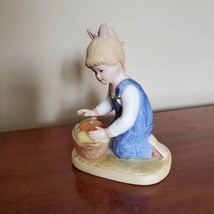 Vintage Girl Figurine, 1980s Porcelain Homco Denim Days children figurines image 2