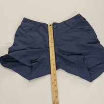 Columbia XL4452 Women’s Blue PFG Chino Flat Front Hiking Trails Nylon Shorts Sm image 6