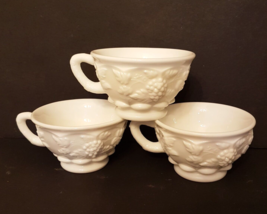 VTG Westmoreland Paneled Grape Leaves Coffee Cup LOT of 3 White Milk Glass - £11.80 GBP