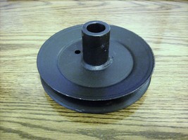 MTD deck spindle pulley 756-0556 - £18.87 GBP