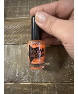 L.A Colors Glow In The Dark Nail Polish Sundawn - $40.54 CAD