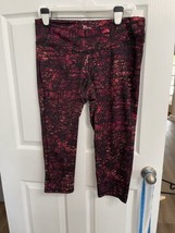 Old Navy Active leggings go dry womens size XL fitted cropped Capri Black Purple - £7.57 GBP