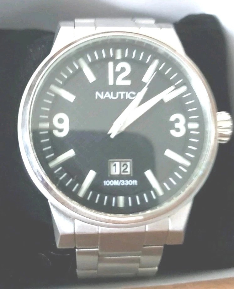 Luxury Nautica  A18595G Watch Men Fresh Battery - $27.71