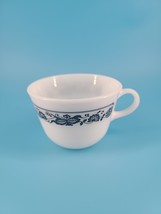 Pyrex Corelle Old Town Blue Onion Milk Glass Coffee / Tea Cup /Mugs Single - $95.19 MXN
