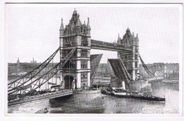 England Postcard London Tower Bridge Paddlewheel Ship - $2.17