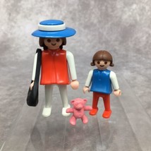 Playmobil Mother &amp; Daughter/Child Figures w/Toy &amp; Purse - £6.58 GBP