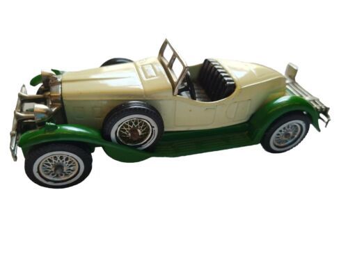 Primary image for Matchbox Models Of Yesteryear Y-14 1931 Stutz Bearcat Diecast Car Green Beige