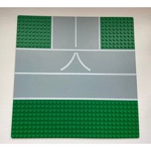 LEGO Baseplate Road 32 x 32 7-Stud T Intersection with Runway V Narrow P... - £15.32 GBP